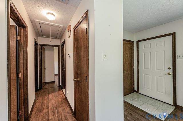 1905 Evanrude Ct, Sandston, VA 23150