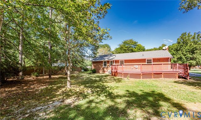 1905 Evanrude Ct, Sandston, VA 23150