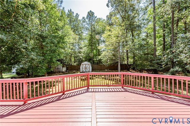 1905 Evanrude Ct, Sandston, VA 23150