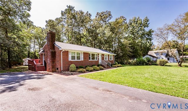 1905 Evanrude Ct, Sandston, VA 23150