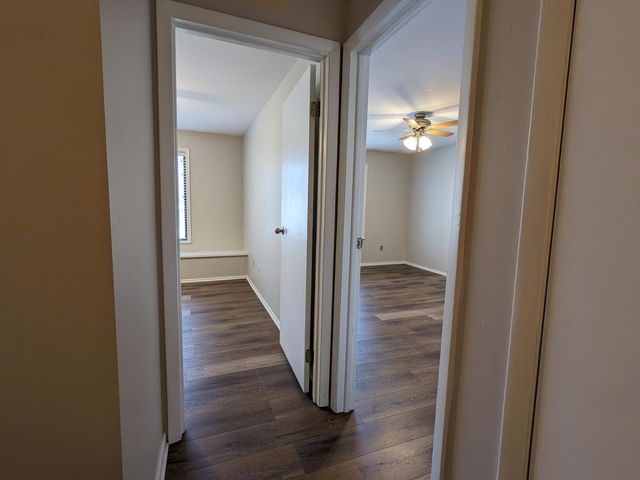 565 Somerset Lane 7, Crystal Lake, IL 60014