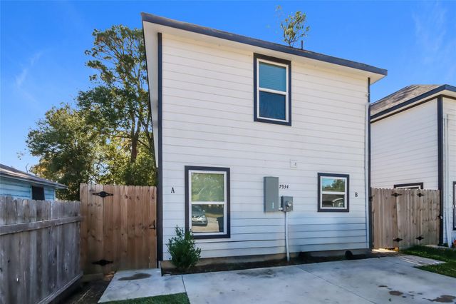 7934 Way Street A, Houston, TX 77028