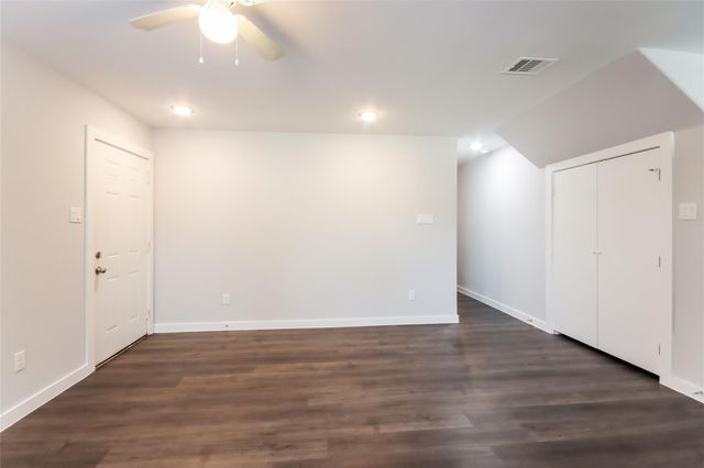 7934 Way Street A, Houston, TX 77028