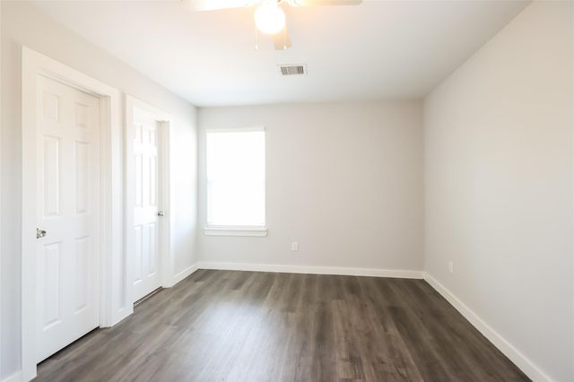 7934 Way Street A, Houston, TX 77028