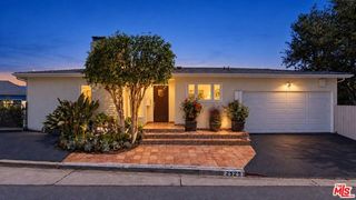 2525 Ivanhoe Drive, Los Angeles, CA 90039