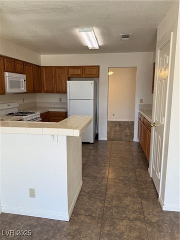 2805 Albemarle Way, Henderson, NV 89014