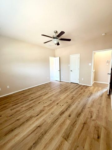 8920 Eastwood Avenue, Cross Roads, TX 76227