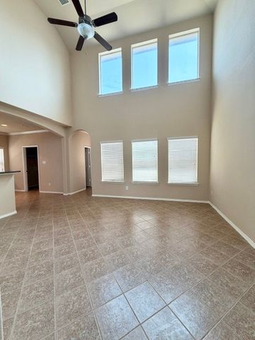 8920 Eastwood Avenue, Cross Roads, TX 76227