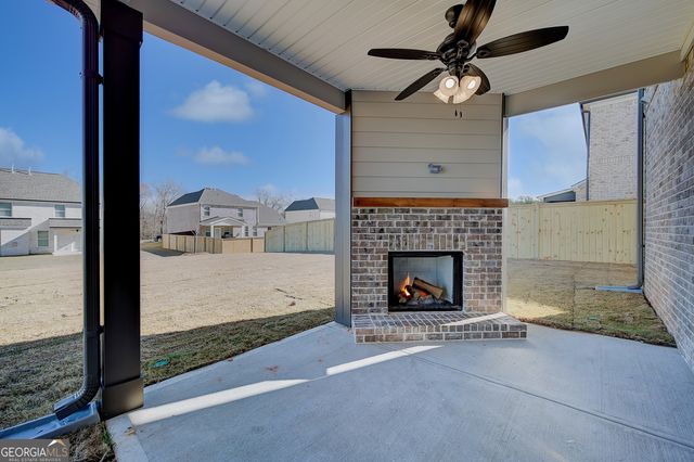 416 Hatcher Court, Hampton, GA 30228