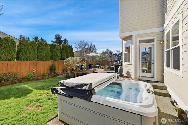 14713 144th Avenue Ct E, Orting, WA 98360