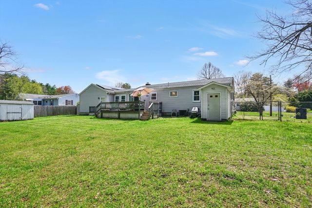 202 Spikenard Cir, Springfield, MA 01129