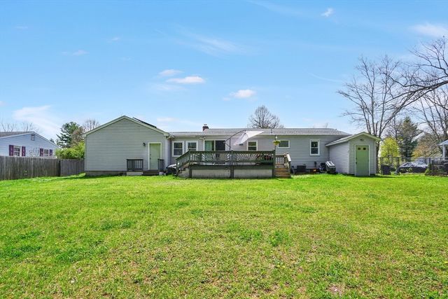 202 Spikenard Cir, Springfield, MA 01129