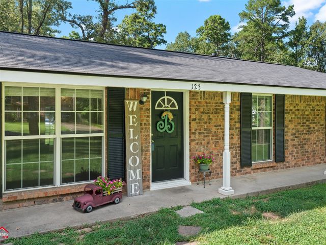 123 Taylor Bend Street, Haughton, LA 71037