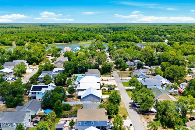 151 NW 11th Street, Oak Island, NC 28465