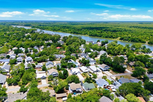 151 NW 11th Street, Oak Island, NC 28465