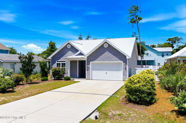 151 NW 11th Street, Oak Island, NC 28465