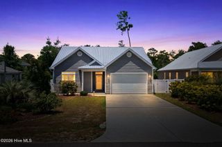 151 NW 11th Street, Oak Island, NC 28465