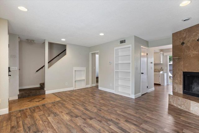 6203 Ackland Ct, Citrus Heights, CA 95621