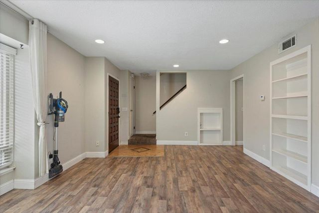 6203 Ackland Ct, Citrus Heights, CA 95621