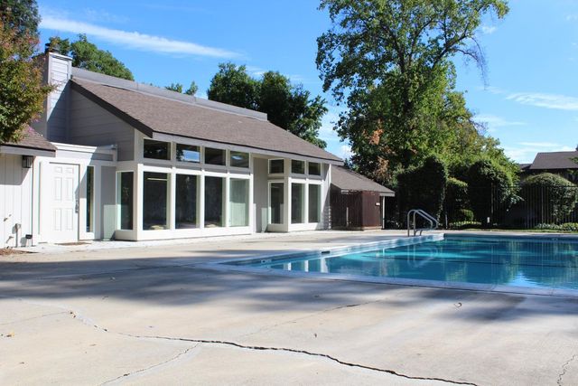 6203 Ackland Ct, Citrus Heights, CA 95621