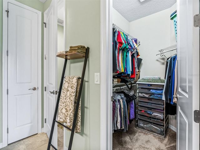 5641 NW 37TH LANE RD, Ocala, FL 34482