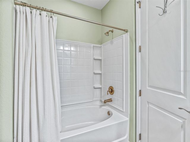 5641 NW 37TH LANE RD, Ocala, FL 34482