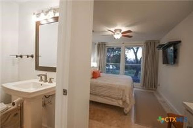 3358 Drapers Cove, Lago Vista, TX 78645