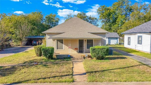 311 N Pendell Avenue, Cleburne, TX 76033