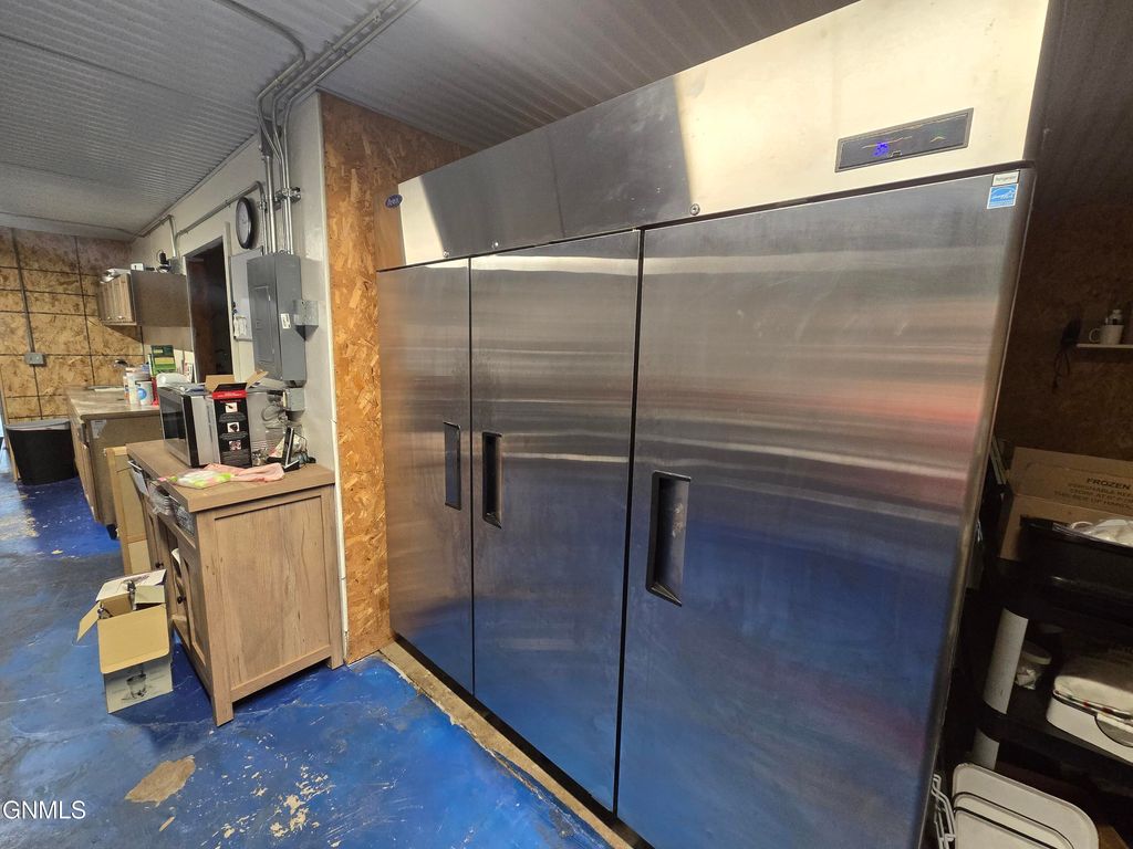 105 Main Street S, Zeeland, ND 58581 photo 11