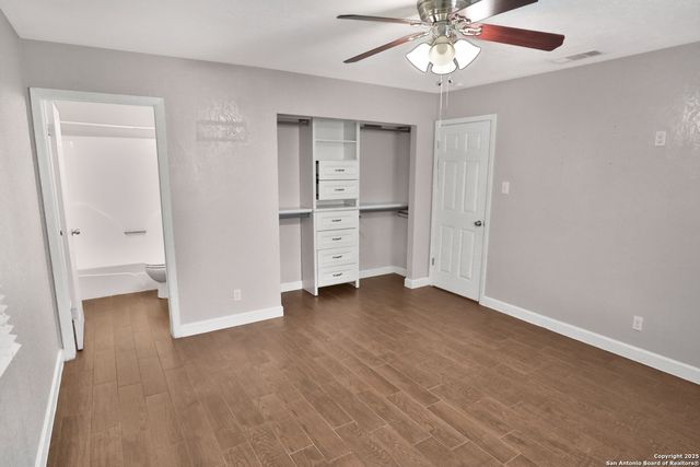 7730 Pipers View, San Antonio, TX 78251