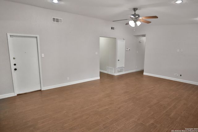 7730 Pipers View, San Antonio, TX 78251