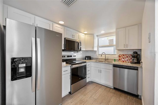 6150 MIDNIGHT PASS ROAD Unit 10 A&B, Sarasota, FL 34242