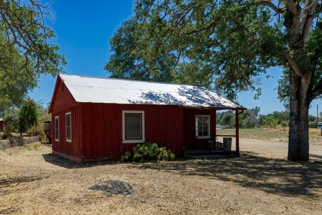 31913 Auberry Road, Auberry, CA 93602