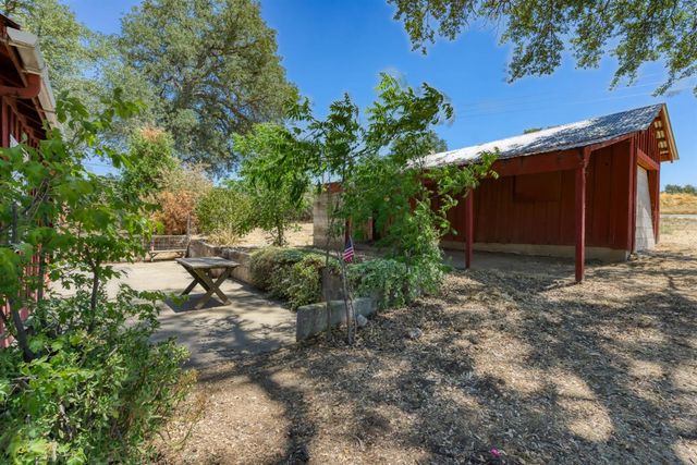 31913 Auberry Road, Auberry, CA 93602