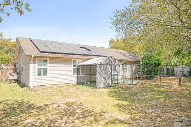 2706 Shoreview Court, Navarre, FL 32566