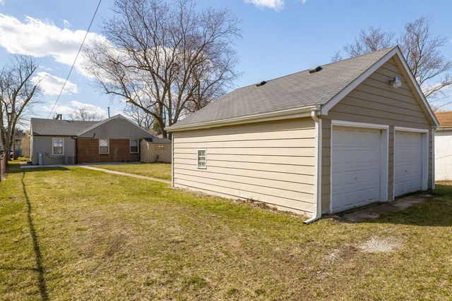 113 N Rebecca Street, Glenwood, IL 60425