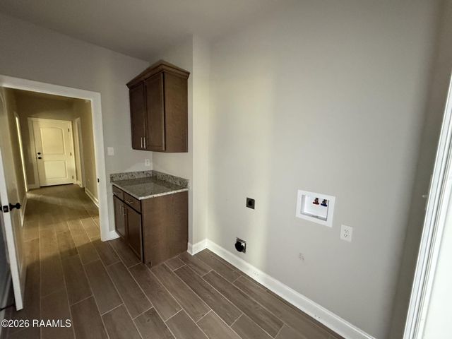 216 Wild Cherry Lane, Lafayette, LA 70508