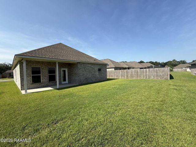 216 Wild Cherry Lane, Lafayette, LA 70508
