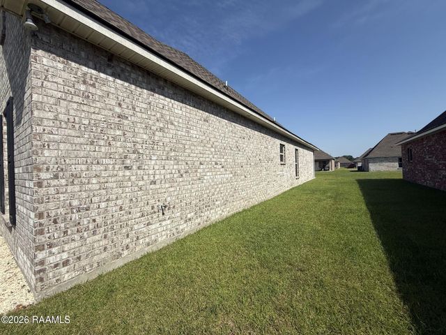 216 Wild Cherry Lane, Lafayette, LA 70508