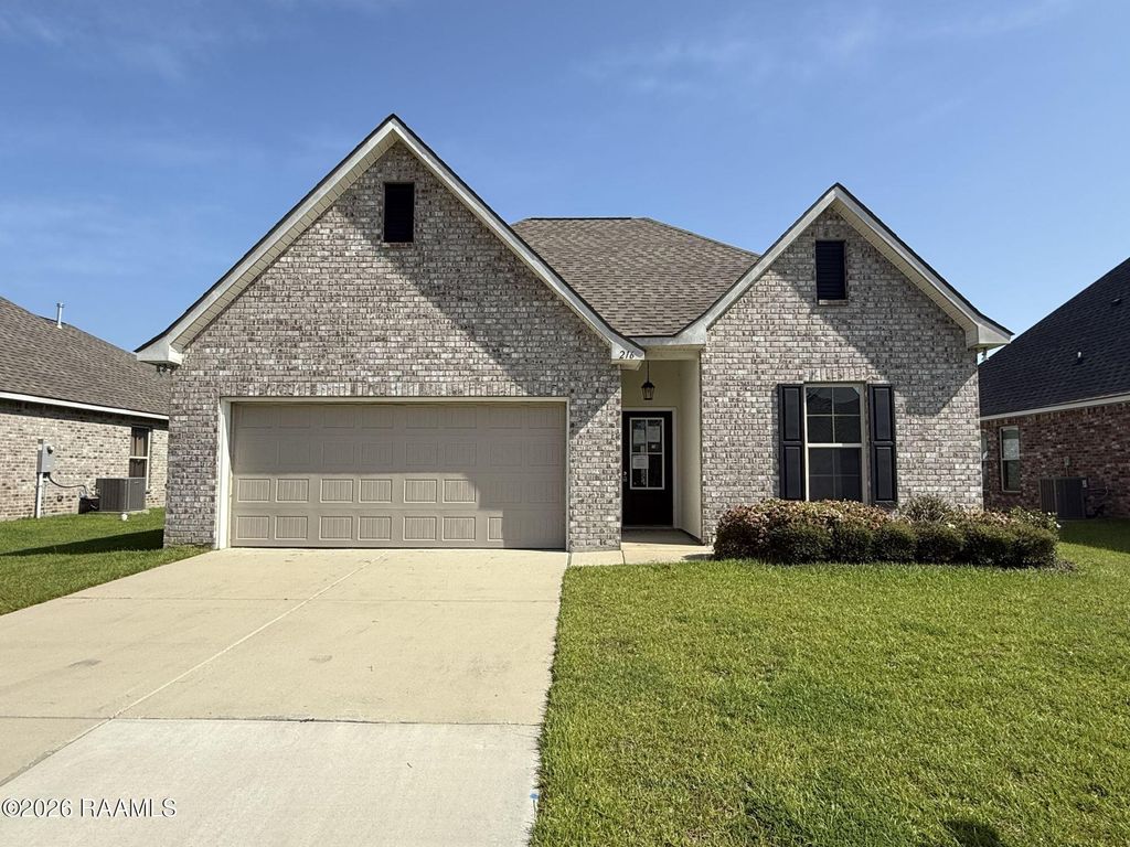 216 Wild Cherry Lane, Lafayette, LA 70508