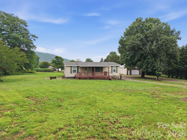 1309 Poole Gooden Road, Hiddenite, NC 28636