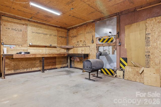 1309 Poole Gooden Road, Hiddenite, NC 28636