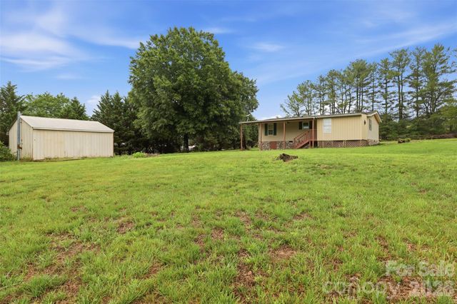 1309 Poole Gooden Road, Hiddenite, NC 28636