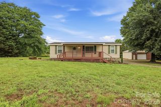 1309 Poole Gooden Road, Hiddenite, NC 28636