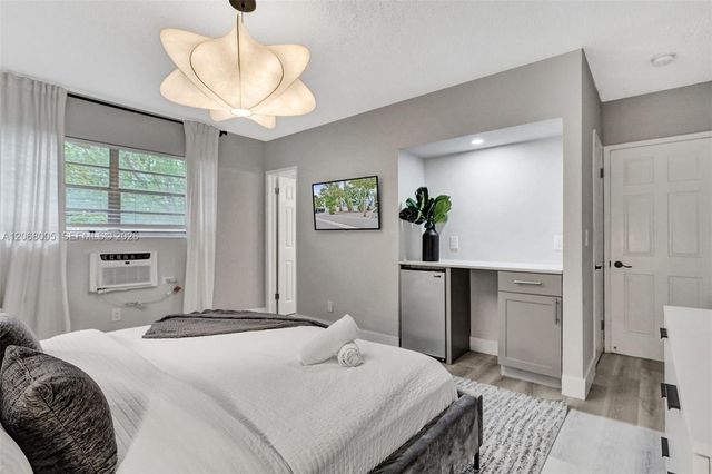 1430 16th Street 1, Miami Beach, FL 33139