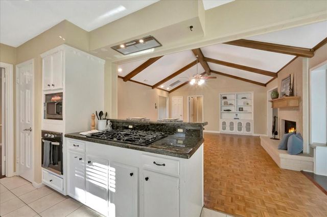 1710 San Sebastian Lane, Houston, TX 77058