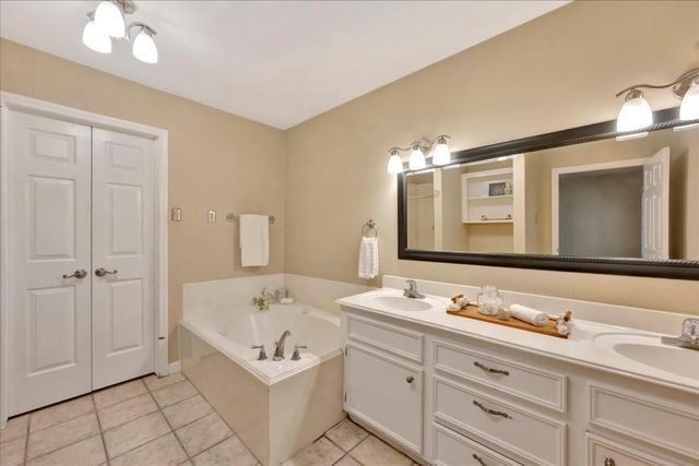 1710 San Sebastian Lane, Houston, TX 77058