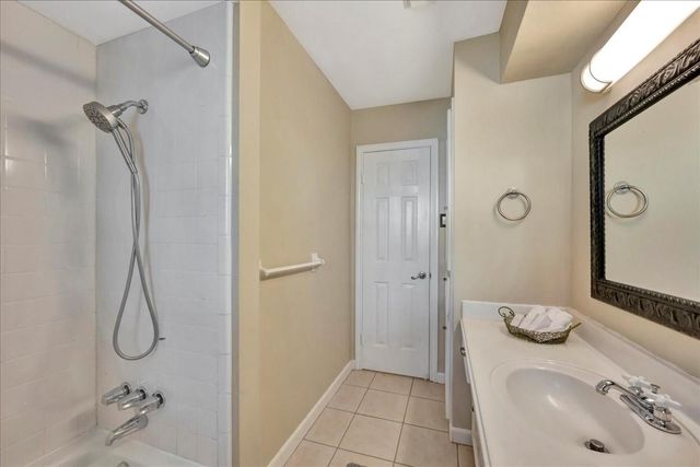 1710 San Sebastian Lane, Houston, TX 77058