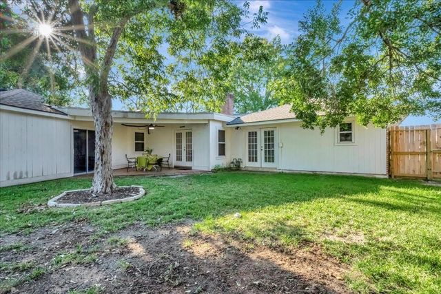 1710 San Sebastian Lane, Houston, TX 77058