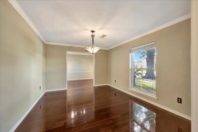 1710 San Sebastian Lane, Houston, TX 77058